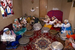 بانوی اهل ملاشیه خوزستان در میان برترین زنان کار آفرین روستایی کشور