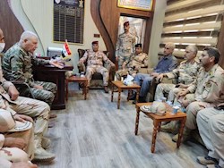 دیدار استاندار خوزستان و فرمانده مرزبانی فراجا با مسئولان عراقی در شلمچه عراق