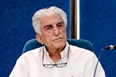 یادداشت رضا کیانیان بازیگر در نکوهش وطن‌ فروشی