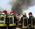 ۹ گروه اطفا در حال مهار آتش در واحد ۷۰ پالایشگاه آبادان