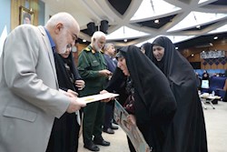 استاندار: طراحی استکبار برای جدا کردن خوزستان از ایران ناکام ماند / ایستادگی جانانه در برابر تجاوز، سند هویت ملت ایران است
