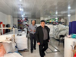 بازدید فرماندار شهرستان مسجدسلیمان از کارگاه تولیدی کیسه های بهداشتی