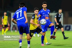 یک مربی: مصاحبه پشت مصاحبهِ مدیرعامل استقلال خوزستان چه دردی را دوا می‌کند؟