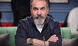 سیامک انصاری عذرخواهی کرد