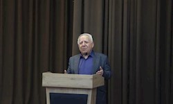 پروفسور شهنی کرمزاده : دانشجویان ما، از فناوری هوش مصنوعی عقب افتادند !