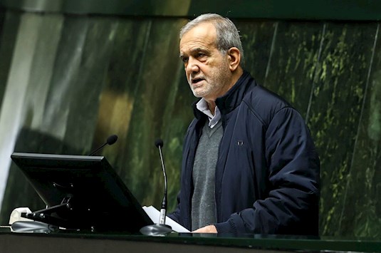 جزئیات نامه مهم پزشکیان به قالیباف/ منتظر افزایش حقوق‌ها و کاهش مالیات باشیم؟