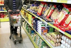 اعتبار کالابرگ هر سه ماه یکبار بر اساس تورم بررسی می‌شود / حذف فروشندگان متخلف از طرح