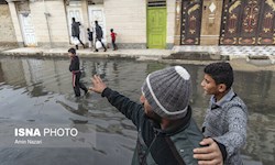ورود آب به منازل در برخی مناطق اهواز/ تلاش برای جبران خسارت واردشده به شهروندان