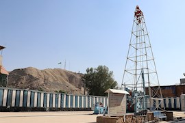 چاه نفت برای اقتصاد ایران یا اقتصاد ایران در چاه نفت؟