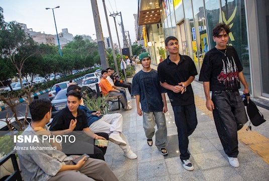 زندگی در موقعیت "نه جنگ، نه صلح" ۴ - اهواز