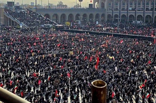 تشییع یک رهبر؛ بدرقه یک حافظه تاریخی