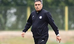 سرمربی استقلال خوزستان تهدید کرد
