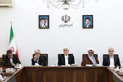 عارف: شورای عالی انقلاب فرهنگی عملکرد ۴ دهه گذشته خود را مورد بازنگری قرار دهد